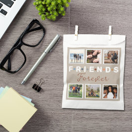 Sacolinha Colagem de Fotografias Moderna de Amigos Beige par