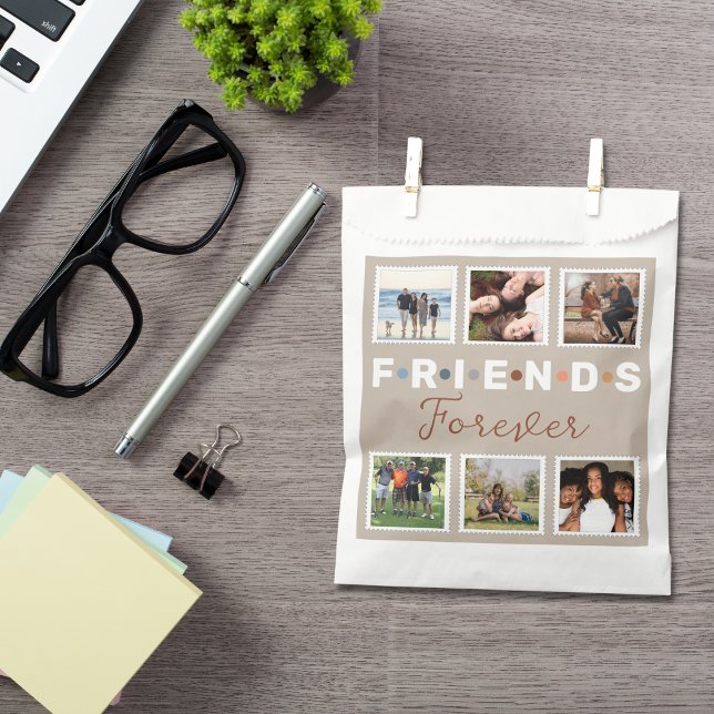 Sacolinha Colagem de Fotografias Moderna de Amigos Beige par (Criador carregado)