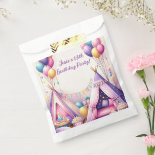 Sacolinha Colorida Charming Teepee Birthday Sleepover Party