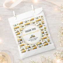 Corte Sob Festa de aniversário De Bomba De Constru