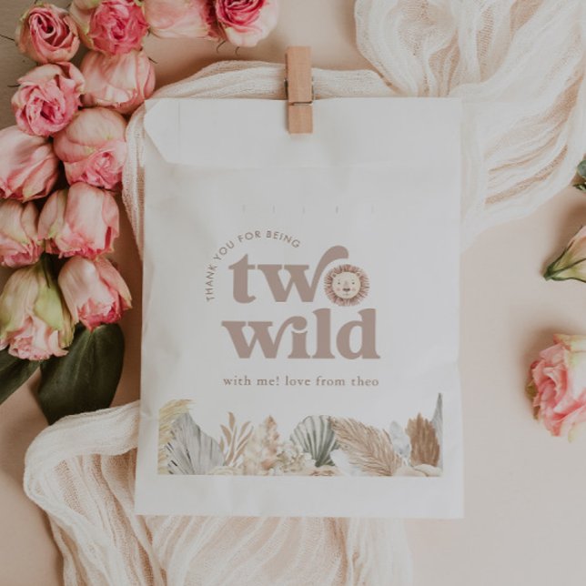 Sacolinha Dois aniversários selvagens, obrigado (Zazzle Two Wild Lion Birthday Thank You Favor Bag)