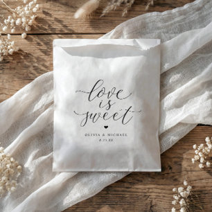 Sacolinha Elegante Caligrafia Amor é Doce Casamento