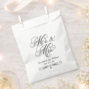 Sacolinha Elegante Sr. e Sra. Caligrafia Monograma Casamento