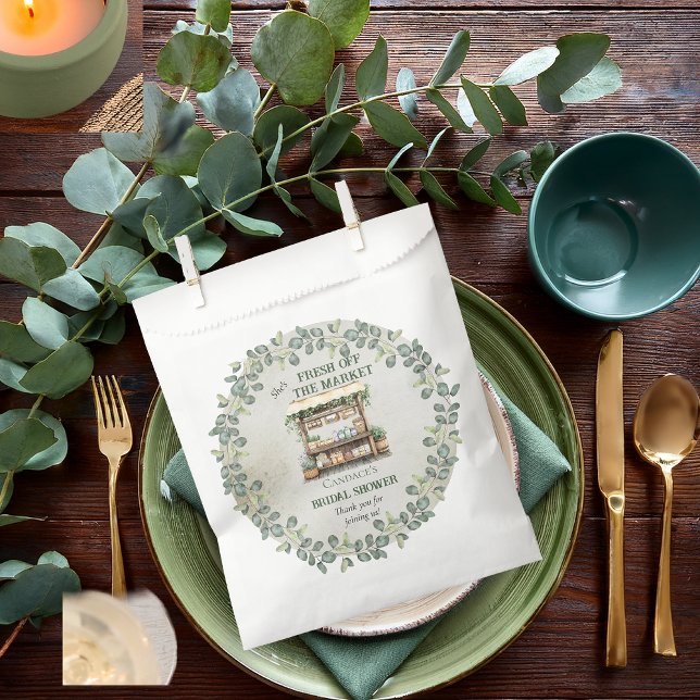 Sacolinha Fazenda de mercado do agricultor Chá de panela de  ("She's Fresh Off the Market" Farm Stand and Eucalyptus Farmer's Market Bridal Shower Favor Bags)