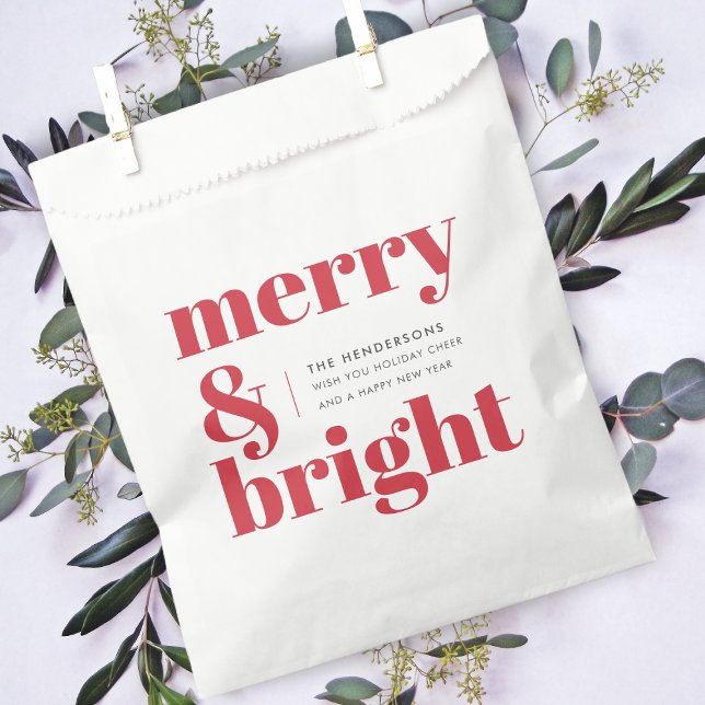 Sacolinha Feliz e Brilho | Vermelho Brilhante de Natal moder (Modern retro Merry & Bright favor bag by Guava – fun, festive, and fully customizable!)