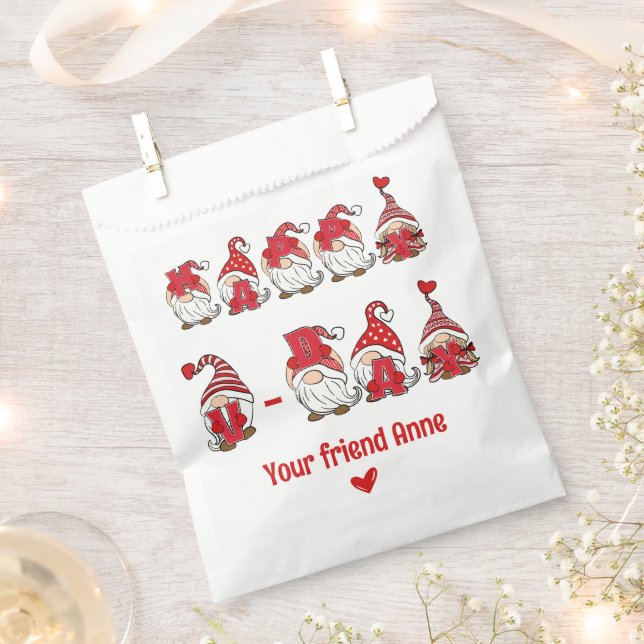 Sacolinha Feliz V - Sala de Aula de Alojamento Gnomo Dia (Cortado)