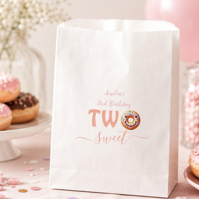 Sacolinha Festa de 2º aniversário Two Sweet Donuts (Two Sweet Donuts 2nd Birthday party Favor Bag)