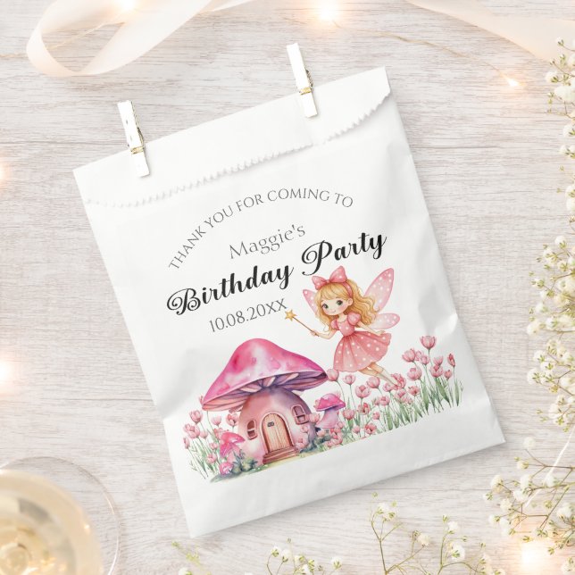 Sacolinha Festa de aniversário de fadas e cogumelos cor-de-r (Cortado)