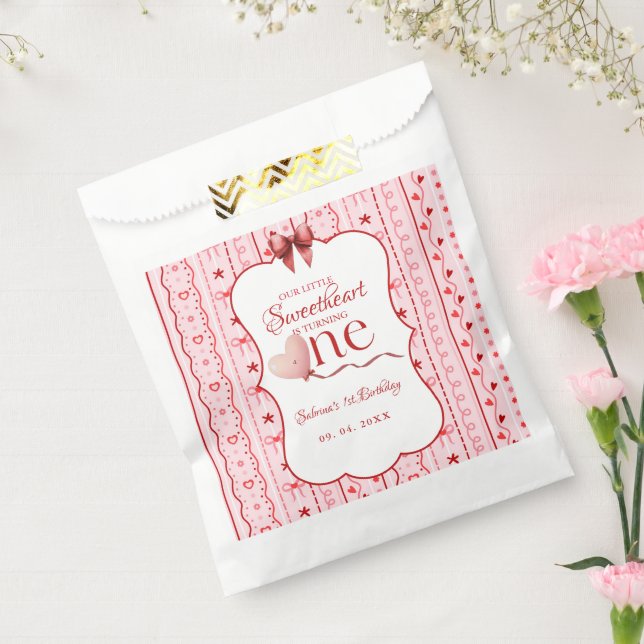 Sacolinha First Birthday valentine baby birthday party (Selado)