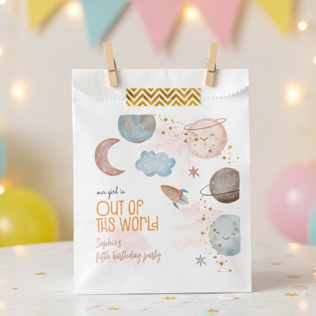 Sacolinha Fora deste aniversário de criança de aventura espa (Criador carregado)