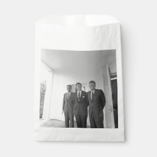 Sacolinha Irmãos, Presidente John Kennedy, Robert & Ted