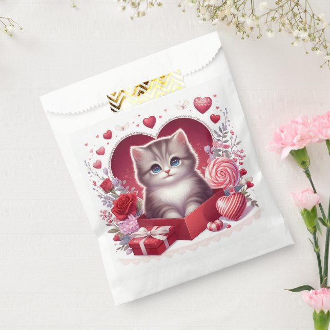 Sacolinha Kitten Sentado em Caixa com Flores e Presentes (Selado)