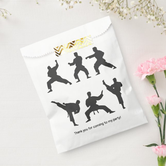 Sacolinha Martial Arts (Selado)