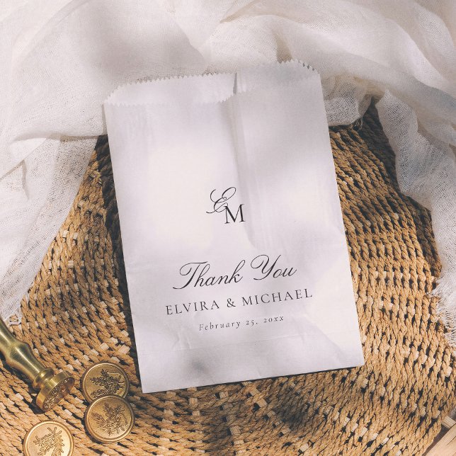 Sacolinha Minimalist Monogram Editorial Wedding Thank You (Criador carregado)