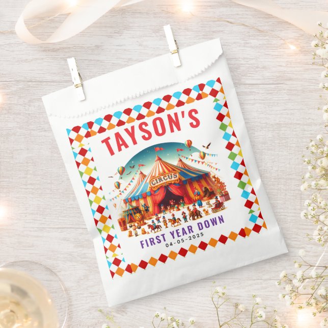 Sacolinha Modern Cute Circus Carnival 1st Birthday (Cortado)