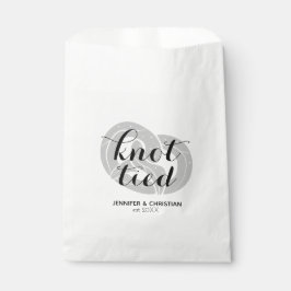 Sacolinha Moderno Elegante Knot Tied Pretzel Wedat Treat