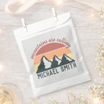 Montanhas de pastel de safra chamam cinza de monog