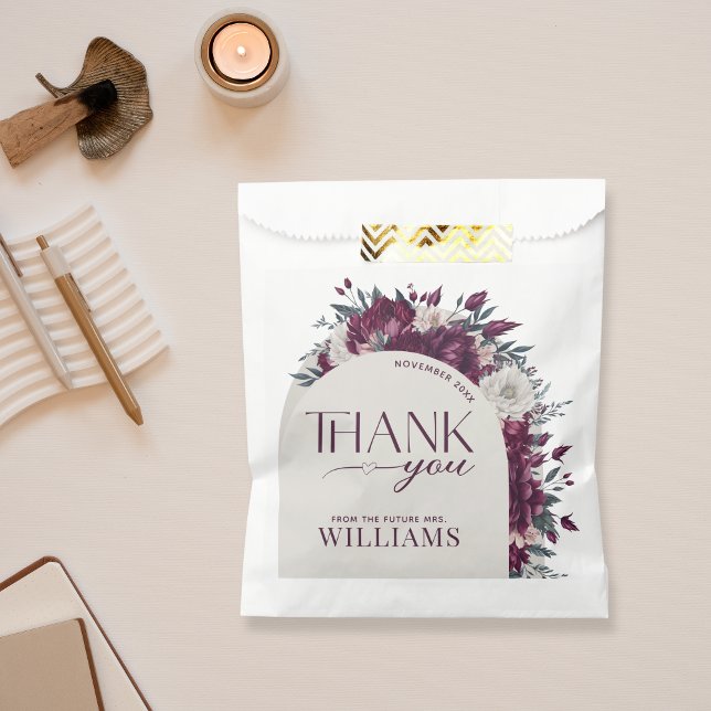 Sacolinha Noivas em Flor Burgundy e Creme Chuveiro de Noiva  (Criador carregado)