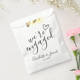 Sacolinha Nós Estamos Noivos Festa de Noivado Preta e Branca