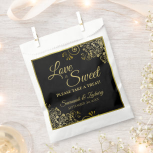 Sacolinha O Amor é Doce Renda Preta e Dourada Casamento