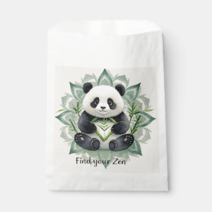 Sacolinha Panda gordinho sentado em uma pose de lótus Zen
