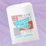 Sacolinha Partido Preppy Pajama<br><div class="desc">Uma bolsa de favor divertida para a sua festa de pijama pré-despedida! Quer estejas a celebrar um aniversário, uma despedida de solteira, ou raparigas a noite fora, estas bolsas têm uma vibração retrô divertida que é fofa e engraçada.</div>