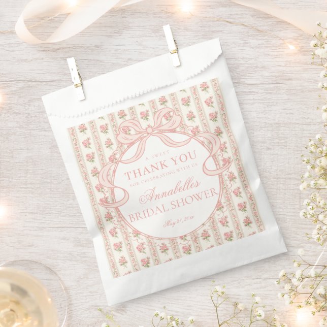 Sacolinha Peach and Beige Fancy Floral Bridal Shower Dessert (Cortado)