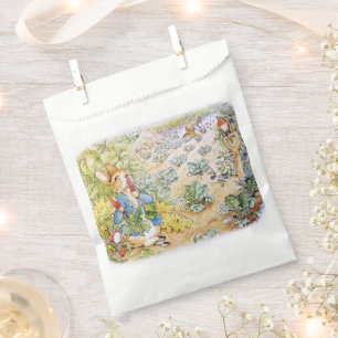 Sacolinha Peter the Rabbit Comendo Cenouras