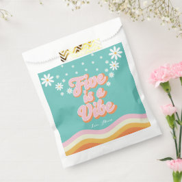 Sacolinha Retro Rainbow FIVE é um 5 Vibe Groovy Aniversário