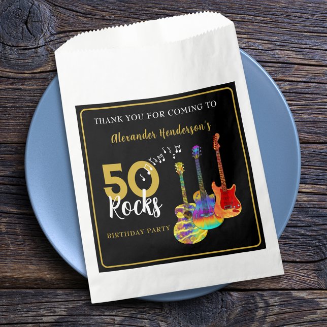 Sacolinha Rock and Roll 50th Festa de aniversário Obrigado (Rock and roll 50th birthday party thank you favor bag funky guitars cool gold typography 50 Rocks)
