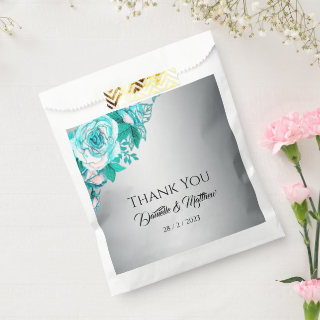 Sacolinha Rosas de Aqua Luxuosos no Elegante Prateado (Selado)