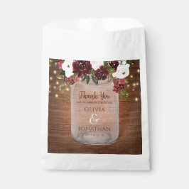 Sacolinha Rustic Wood Burgundy Floral Mason Jar Wedding