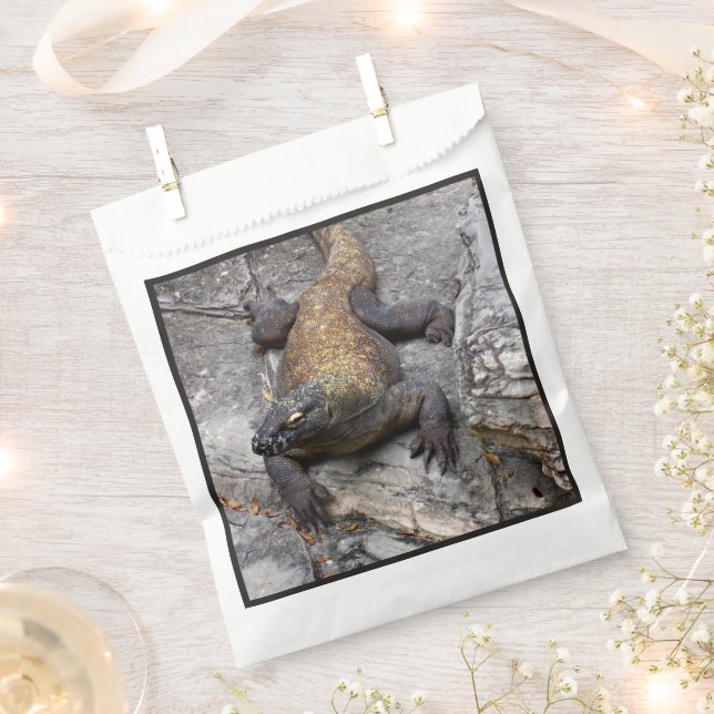 Sacolinha Saco Cena Rochosa Dragão de Komodo (Cortado)