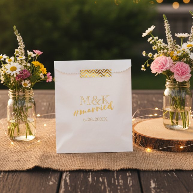 Sacolinha Saco de Favor de Casamento Casado Hashtag de Faux  (These hashtag bags are the perfect accessory for your country wedding)