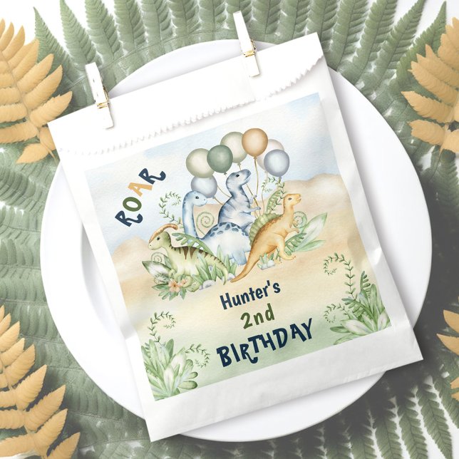 Sacolinha Segundo aniversário Verde Azul Pastel do Dinossaur (Dinosaur Boy Pastel Blue Green 2nd Birthday Favor Bag)