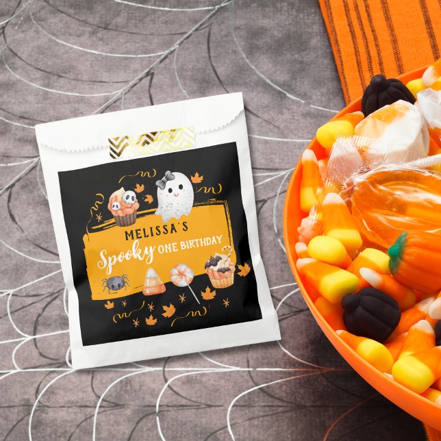 Sacolinha Spooky One Cute Halloween Birthday Party  (Criador carregado)