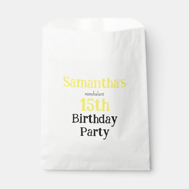 Sacolinha Teen Nonchalant Birthday Party Invitation (Frente)