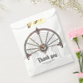 Sacolinha Um toque de magia gótica.