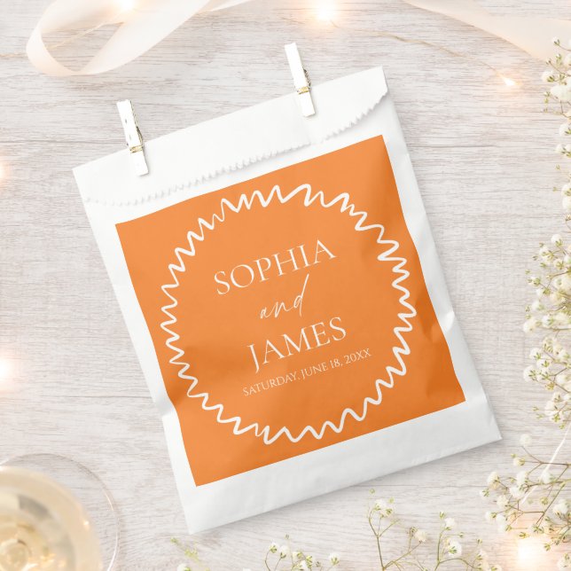 Sacolinha Whimsical Citrus Orange Wavy Border Wedding (Cortado)