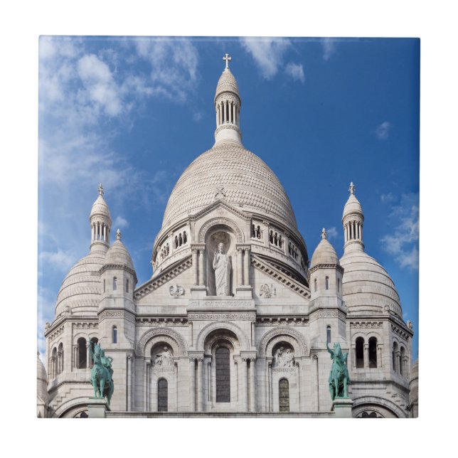Sacre Coeur em Montmartre hill - Paris, França (Frente)