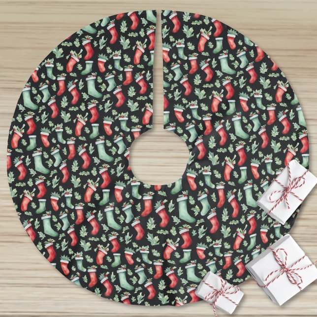 Saia Para Árvore De Natal De Poliéster Florestas Vermelhos Festivas Natal (Festive Red Green Stockings Christmas Brushed Polyester Tree Skirt)