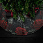 Saia Para Árvore De Natal De Poliéster Jardim Rosa do Cemitério Gótico com Vermelho e Pre<br><div class="desc">Grunge dos anos 90, todo crescido! Atualização rica e sofisticada do vampiro-chic para a sensação escura e gótica do início dos anos 90. Com um intenso e profundo dusky abraçou cores para uma paleta luxuosa, dramática ou suja. Esta textura de granulação vintage inspirada nos anos 90 apresenta um design abstrato...</div>