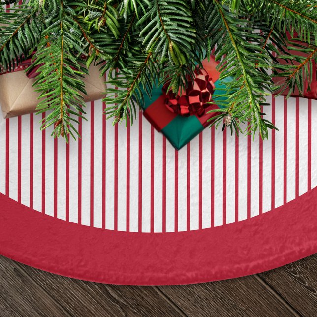 Saia Para Árvore De Natal De Poliéster Modern Red Stripes Christmas (Criador carregado)