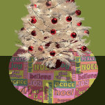 Saia Para Árvore De Natal De Poliéster Padrão de Natal do Estilo Vintage Word Collage 197<br><div class="desc">Adicione um toque de vintage à sua decoração de Natal este ano com esta saia de árvore com padrão retro. Ele apresenta uma colagem de Cartões de natal e afirmações em uma paleta colorida em estilo de anos setenta de cor rosa,  laranja,  vermelha,  verde e verde limão.</div>