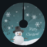 Saia Para Árvore De Natal De Poliéster Teal Snowman Winter Scense Christmas Tree Skirt<br><div class="desc">Adicione um toque balbucioso debaixo da sua árvore de Natal nesta temporada de Natal com um Teal Snowman Winter Scene Christmas Tree Skirt. Design de saia-árvore apresenta um boneco de neve feliz em uma cena de ventania de neve contra um fundo de terra adornado com flocos de neve de cor...</div>