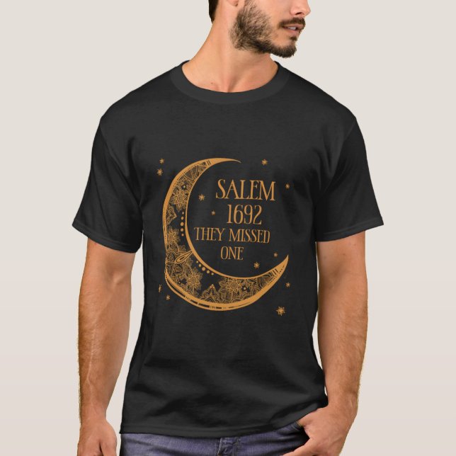 Salem 1692 Perderam Um Hoodie Pullover (Frente)