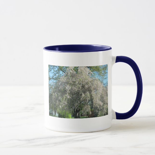 Salgueiro de sussurro 15oz. Caneca da campainha (Direita)