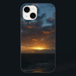 Salto do sol no mar II Oceano<br><div class="desc">Num cruzeiro de Caribe, eu tive a sorte de acordar quase todas as manhãs antes do nascer do sol, e tirar algumas excelentes de nasceres do sol no mar. Aqui está a primeira imagem de uma série. Procure as outras duas fotos da série em nossa loja. Esta imagem também é...</div>