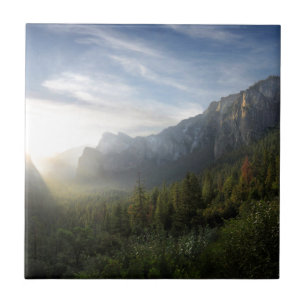 Salto do Vale do Yosemite do Ponto de Inspiração