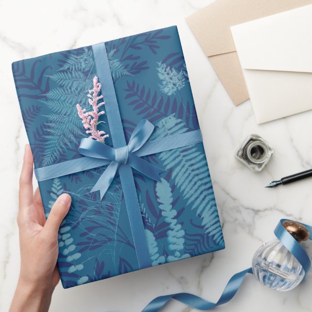 Samambaias em Papel de Presente Azul (Presentear)
